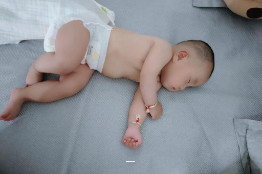 铁岭孕妇肚子一跳一跳